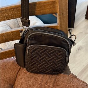 Lug crossbody Can Can black